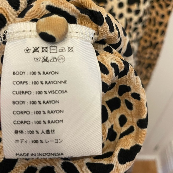 Faithfull the Brand Marie Louise midi dress in a leopard print. - Picture 8 of 9